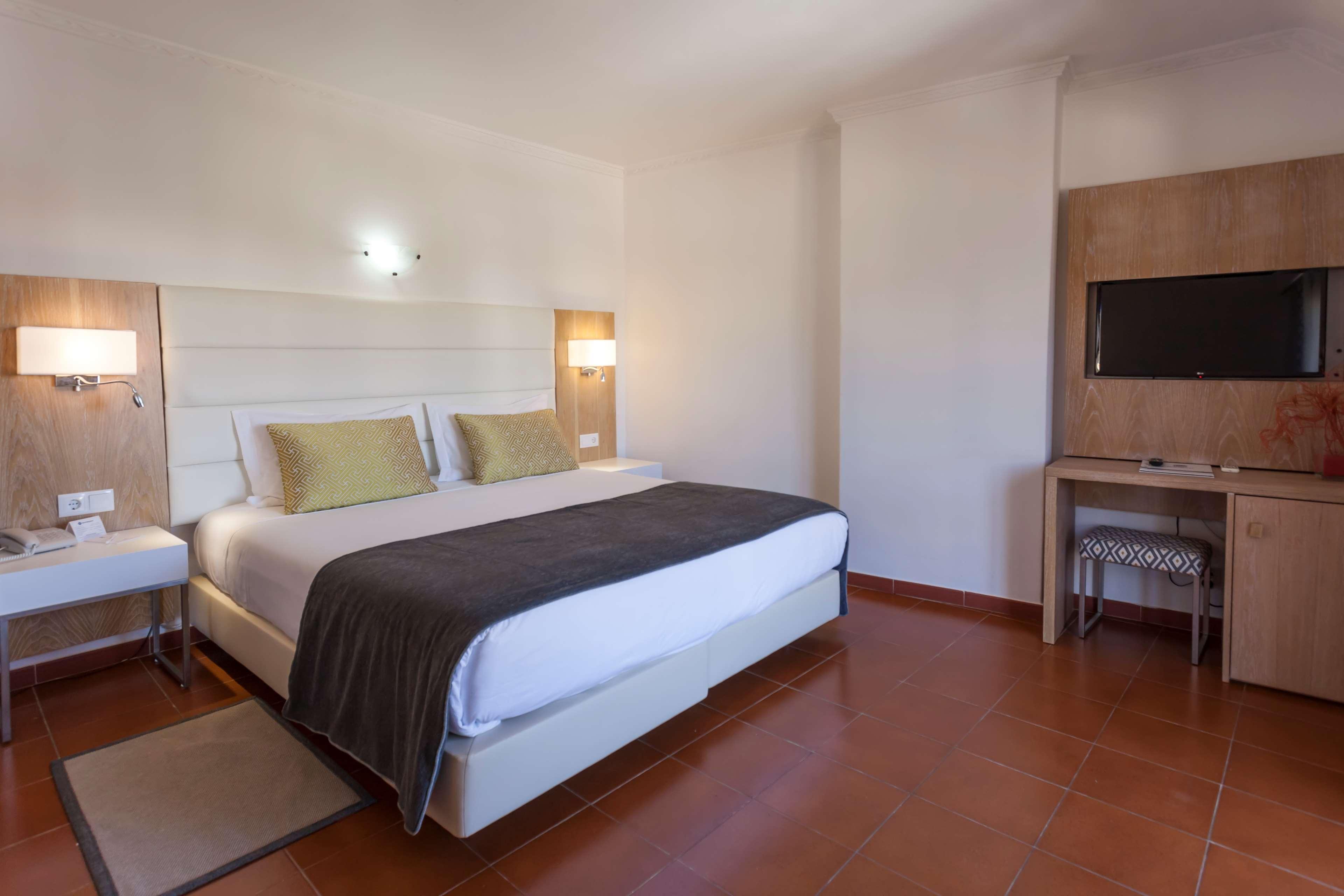 Best Western Hotel Dom Bernardo Faro Kültér fotó