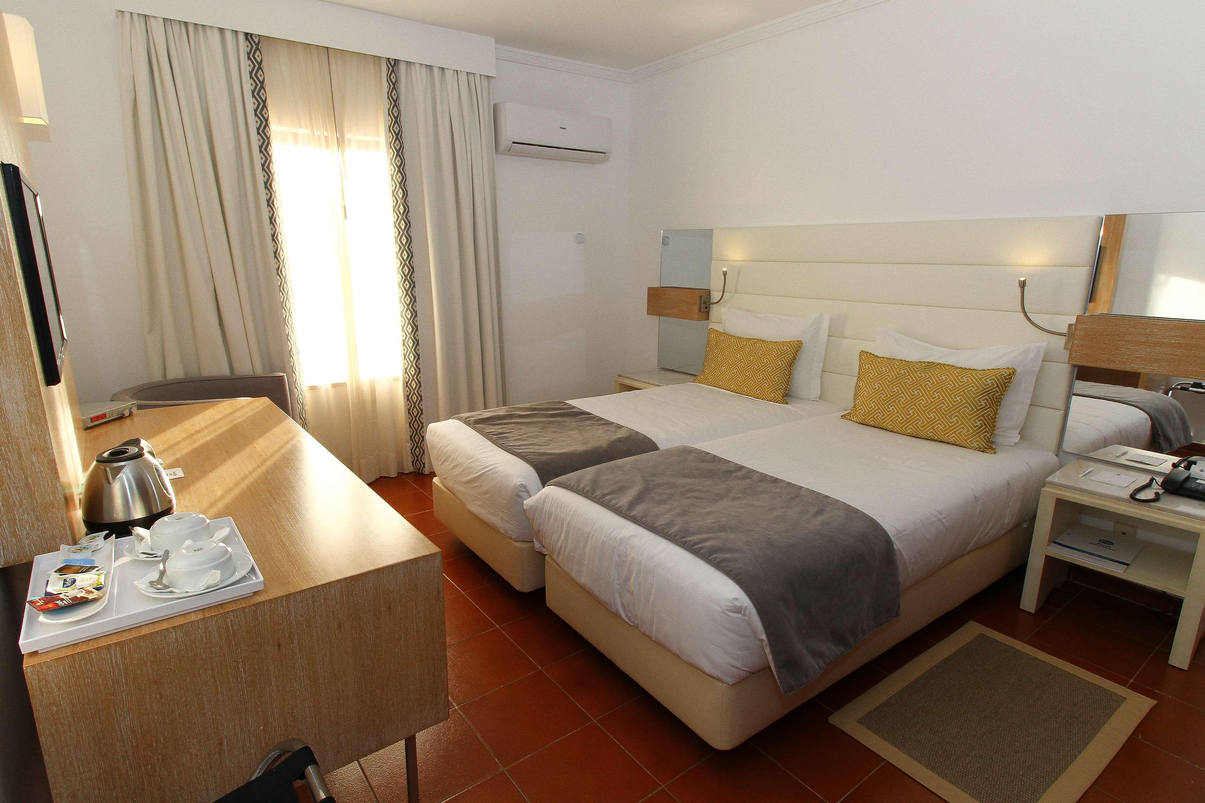 Best Western Hotel Dom Bernardo Faro Kültér fotó